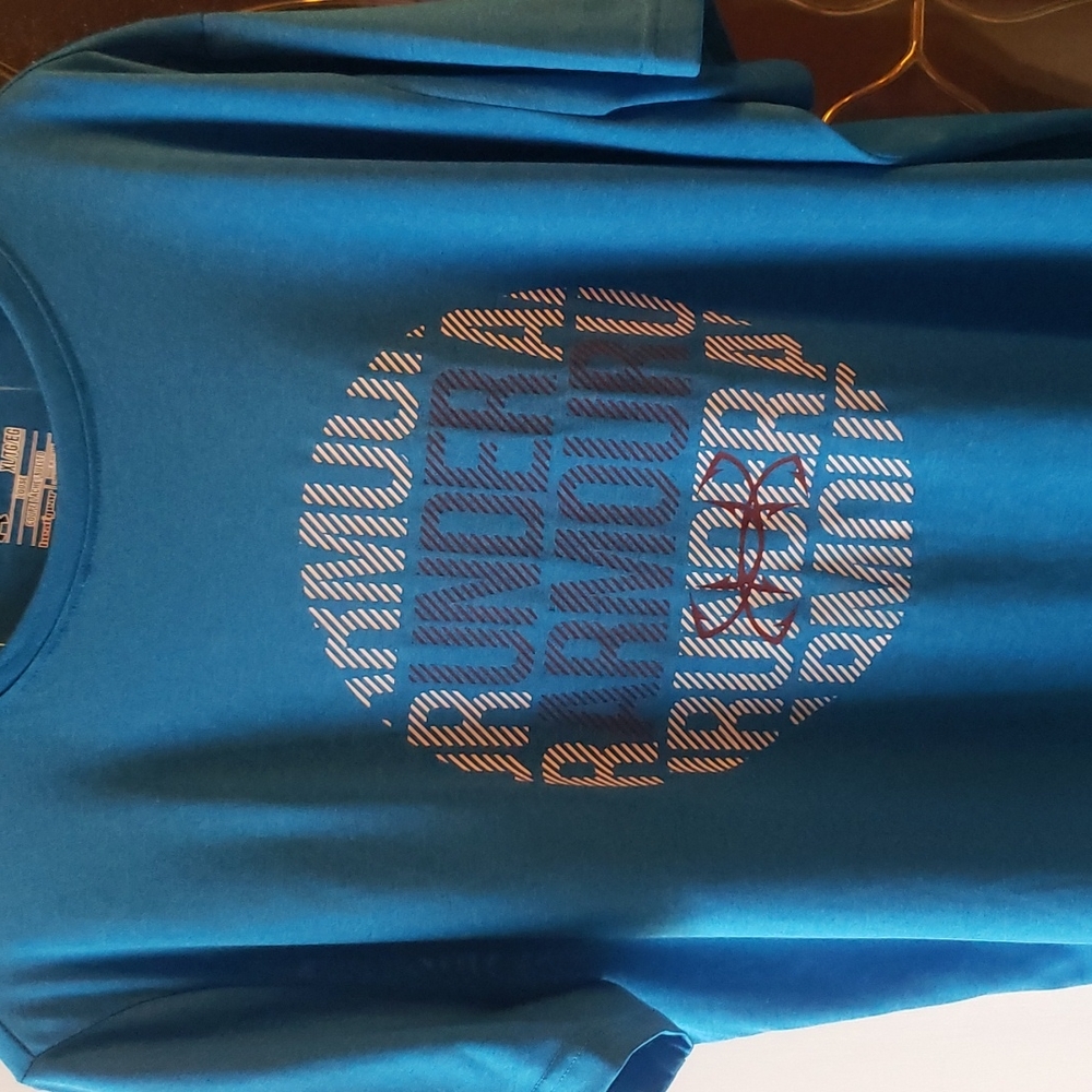 2 under armour xl tees